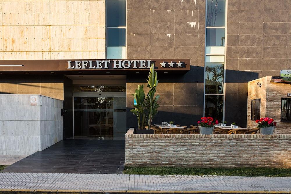 ホテル Leflet Sanlucar サンルカル・ラ・マヨール エクステリア 写真